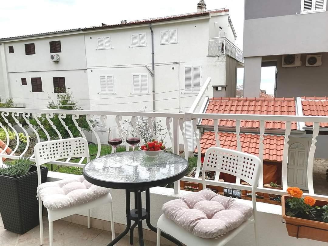 Apartman Komadina Hotel Makarska Exterior foto