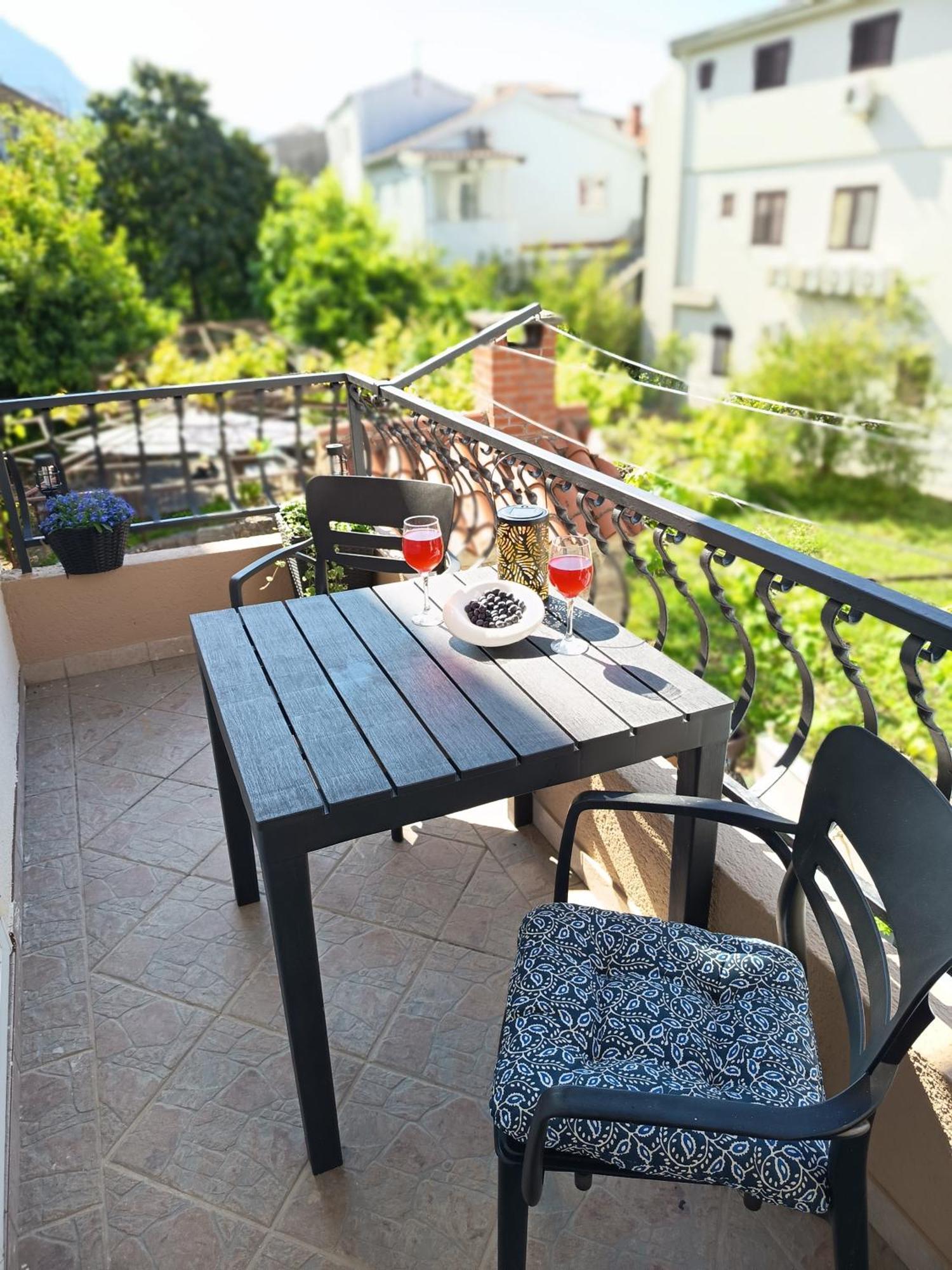Apartman Komadina Hotel Makarska Exterior foto